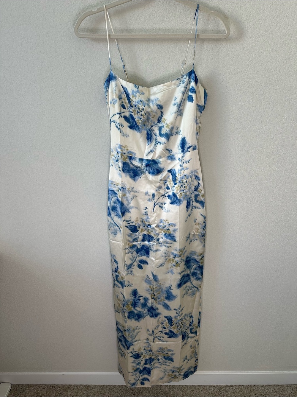 Reformation
Frankie Silk Slip Maxi Dress in Misty Morning Floral SZ US 4 - Picture 2 of 8